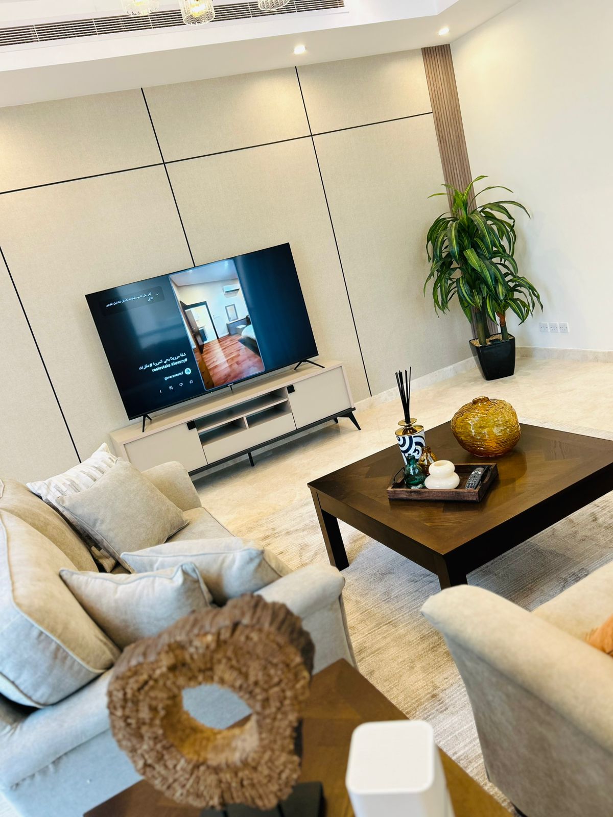 https://cdn.rekaz.io/tenants/3a152b6b-8169-58da-b277-ea546cb98519/3a19b2b3-2261-f734-3e95-22fc038207d1.jpg