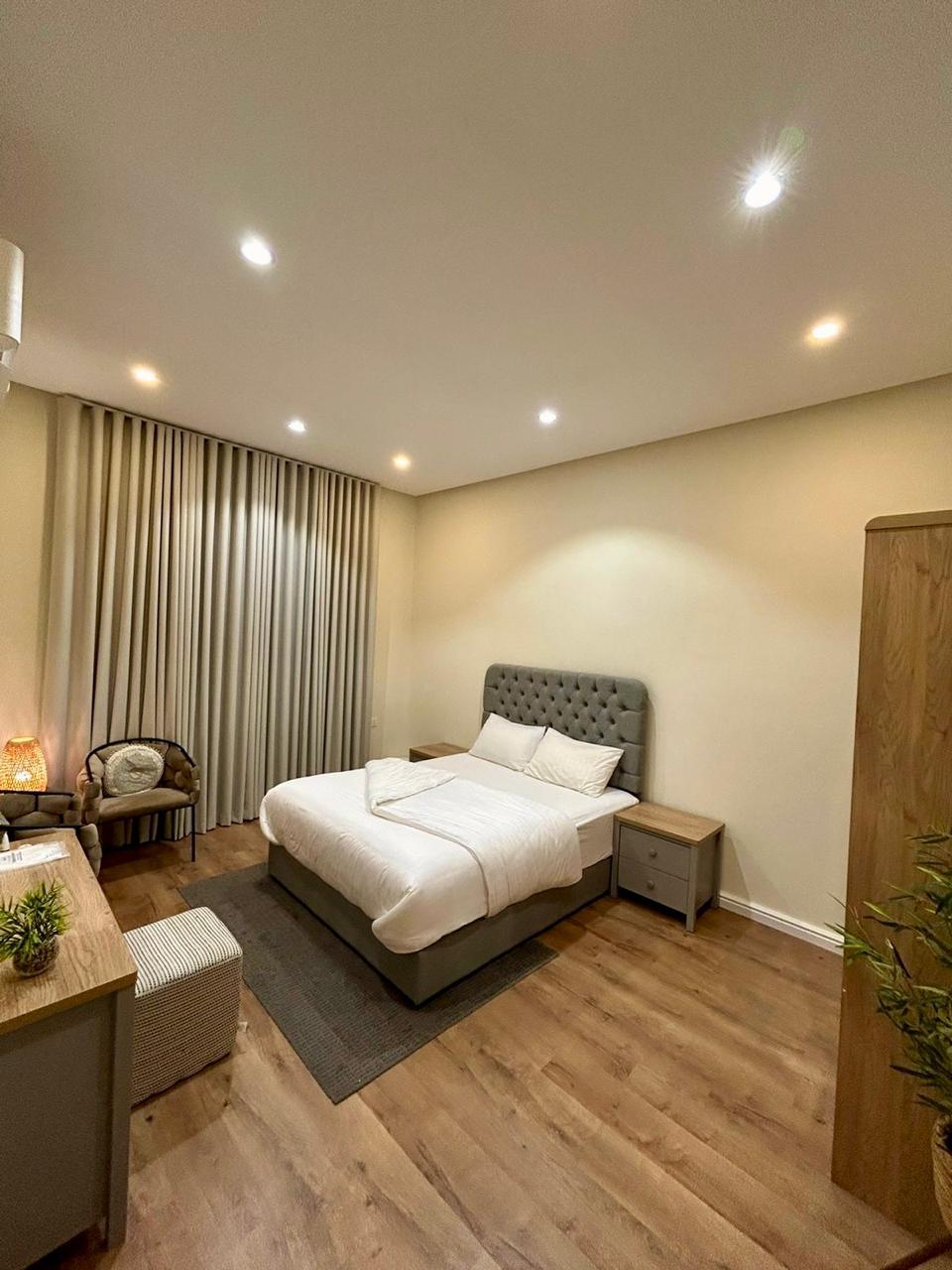 https://cdn.rekaz.io/tenants/3a152b6b-8169-58da-b277-ea546cb98519/3a19b2b8-1aa8-8293-6ca6-7b2ec0a04316.jpg