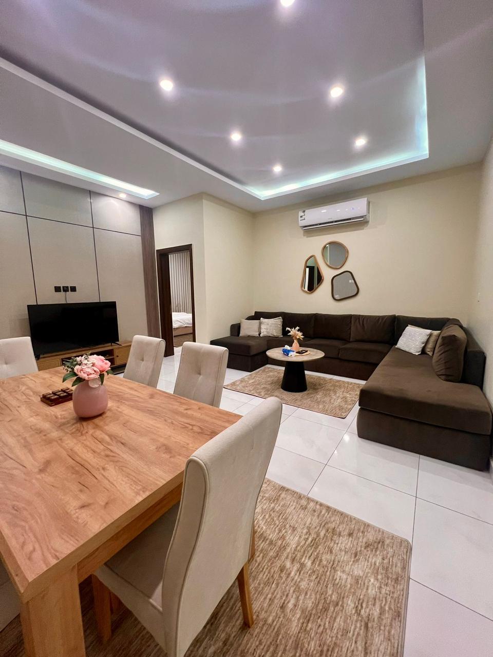 https://cdn.rekaz.io/tenants/3a152b6b-8169-58da-b277-ea546cb98519/3a19b796-d70c-c861-7382-332ced9cd3b4.jpg