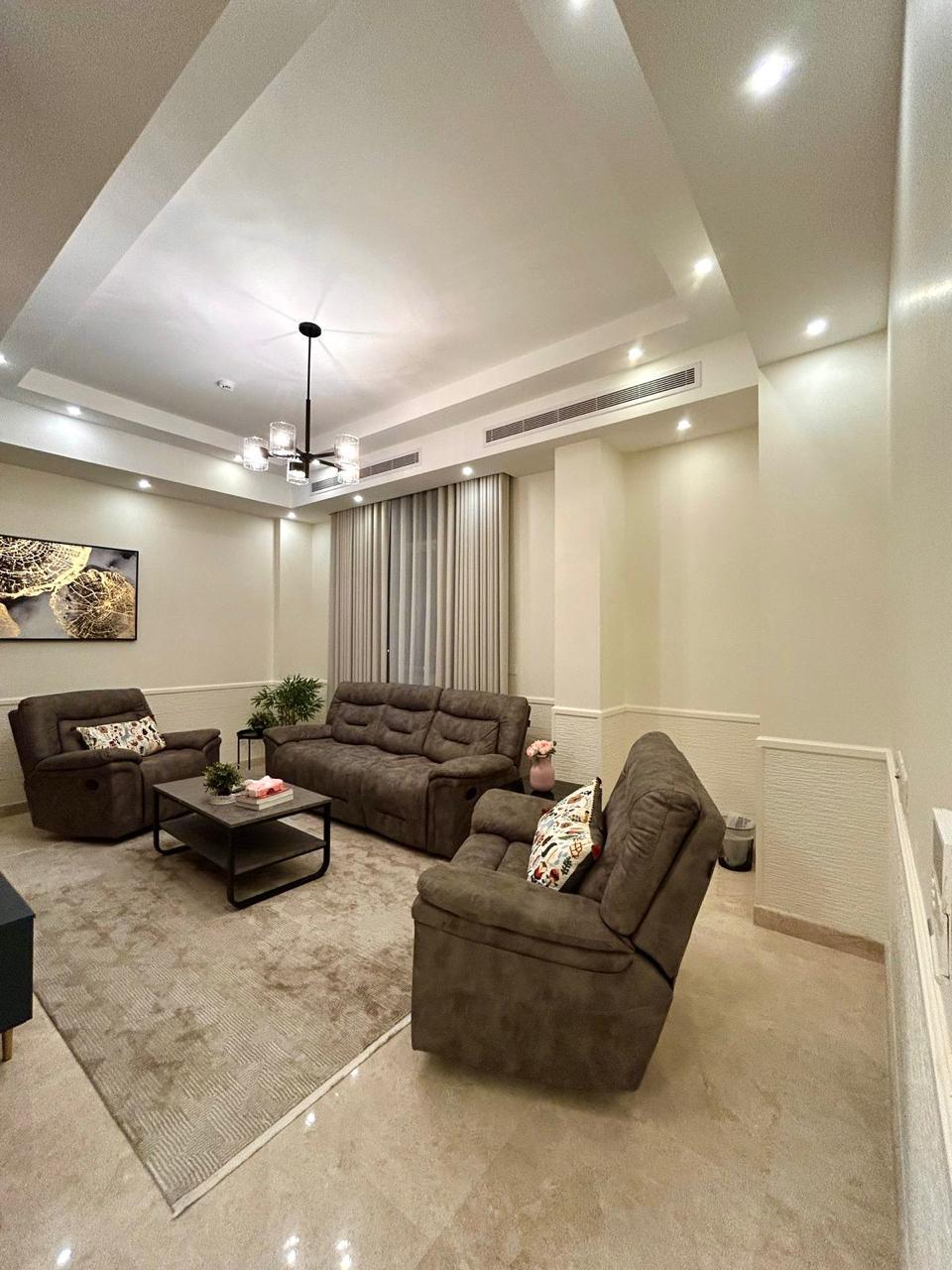 https://cdn.rekaz.io/tenants/3a152b6b-8169-58da-b277-ea546cb98519/3a19c173-89db-38d2-b705-52533dc44117.jpg