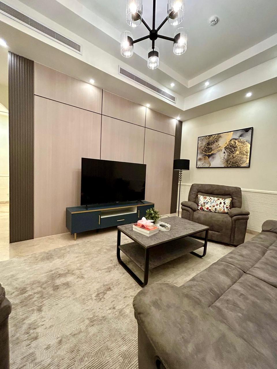 https://cdn.rekaz.io/tenants/3a152b6b-8169-58da-b277-ea546cb98519/3a19c173-8a1f-10e5-3036-8ae3928984f2.jpg