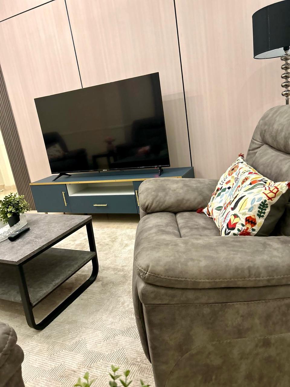 https://cdn.rekaz.io/tenants/3a152b6b-8169-58da-b277-ea546cb98519/3a19c173-8a45-d649-31bd-b98d23a9bed6.jpg