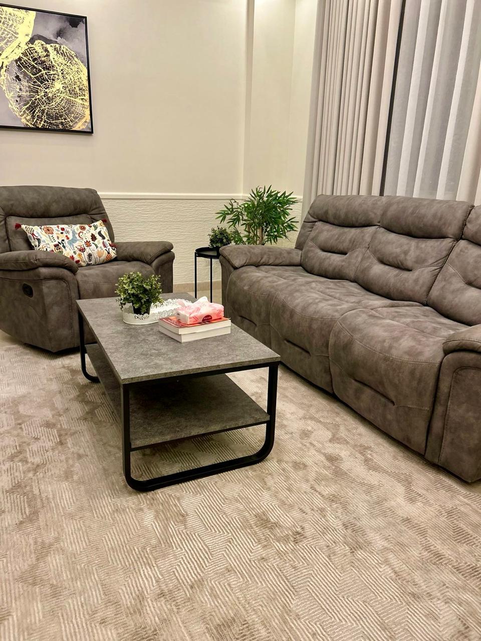 https://cdn.rekaz.io/tenants/3a152b6b-8169-58da-b277-ea546cb98519/3a19c173-8acc-996e-7961-f4baff9eb8fb.jpg