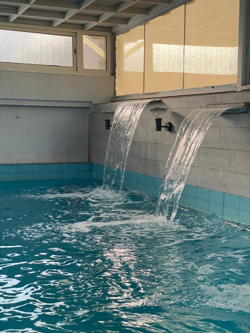 https://cdn.rekaz.io/tenants/3a1650ee-737e-e9b5-2ade-5316163a43c6/3a1b3473-b256-5c7e-f61b-dba1db50469a.jpg
