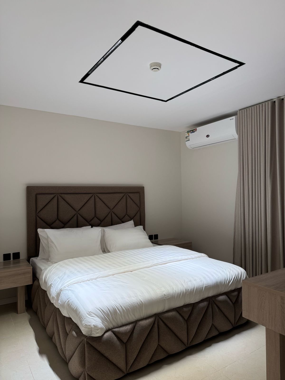 https://cdn.rekaz.io/tenants/3a16571f-dd59-40de-825c-c0504876bc75/3a1ab185-b3d8-c0e6-ebca-626dec2a139e.jpg