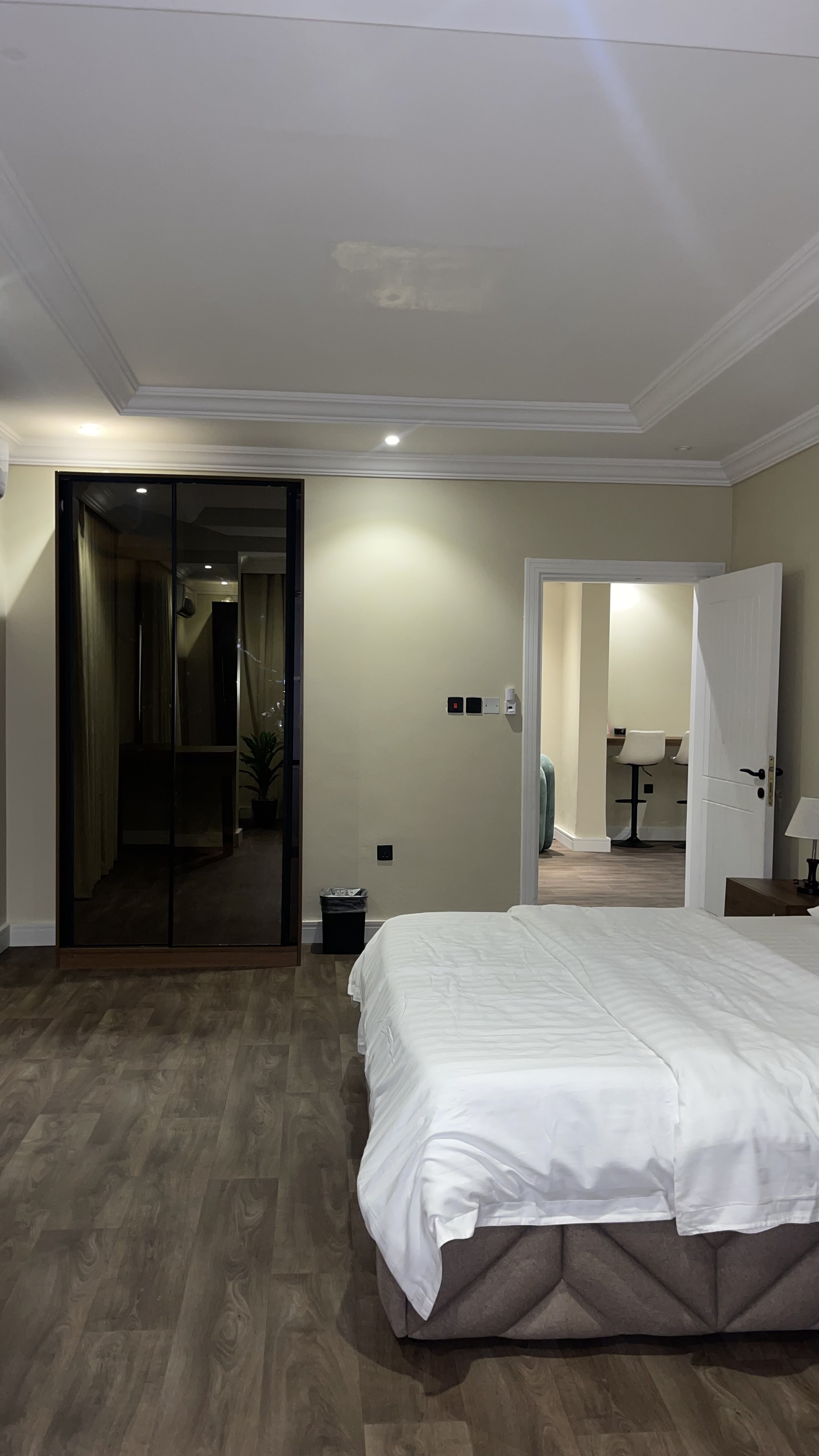 https://cdn.rekaz.io/tenants/3a16571f-dd59-40de-825c-c0504876bc75/3a1ab19a-f1e6-c630-567b-0137e1ae2ca9.jpg
