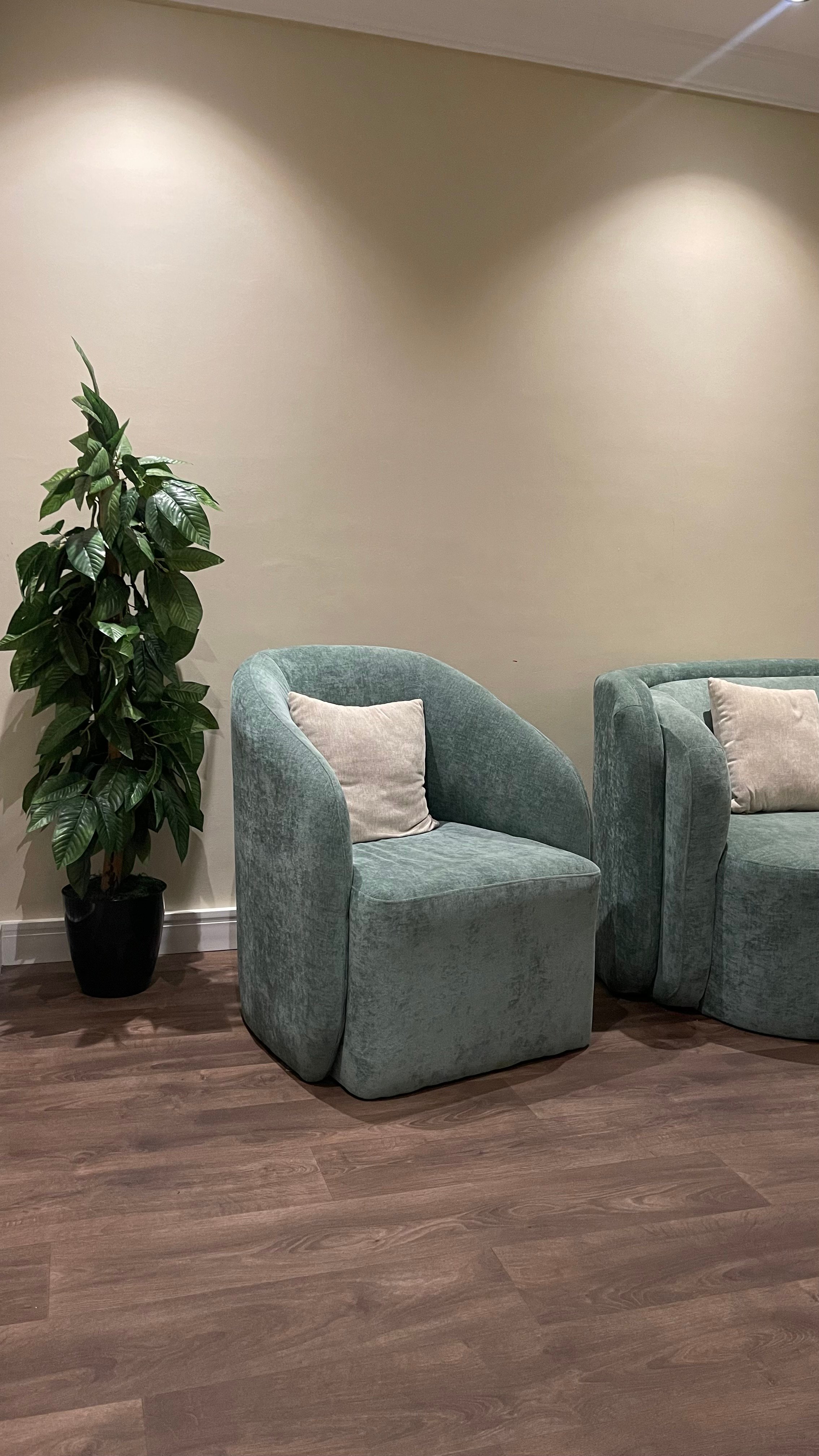 https://cdn.rekaz.io/tenants/3a16571f-dd59-40de-825c-c0504876bc75/3a1ab1de-ba84-d1a8-57ab-7f82f5742e23.jpg