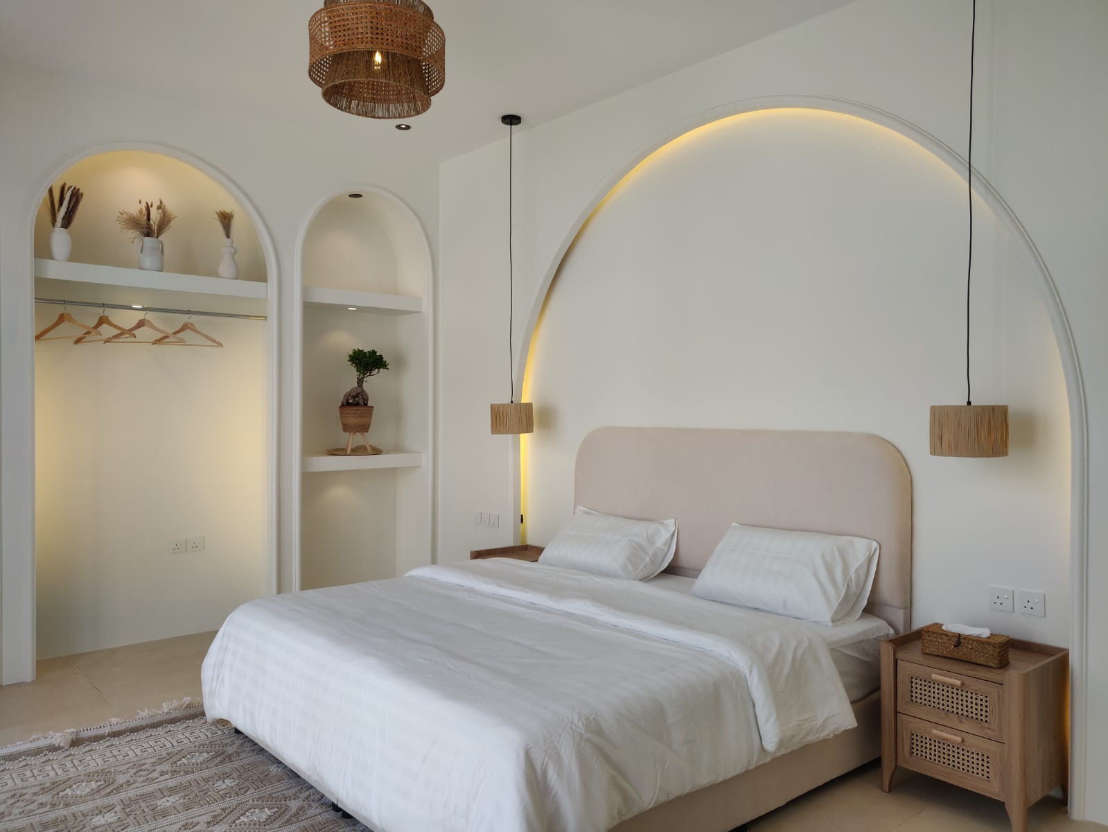 https://cdn.rekaz.io/tenants/3a170a3d-c379-a8ec-eb27-2e2dffe792dd/3a1af770-7207-215a-4618-37f4c8052282.jpg