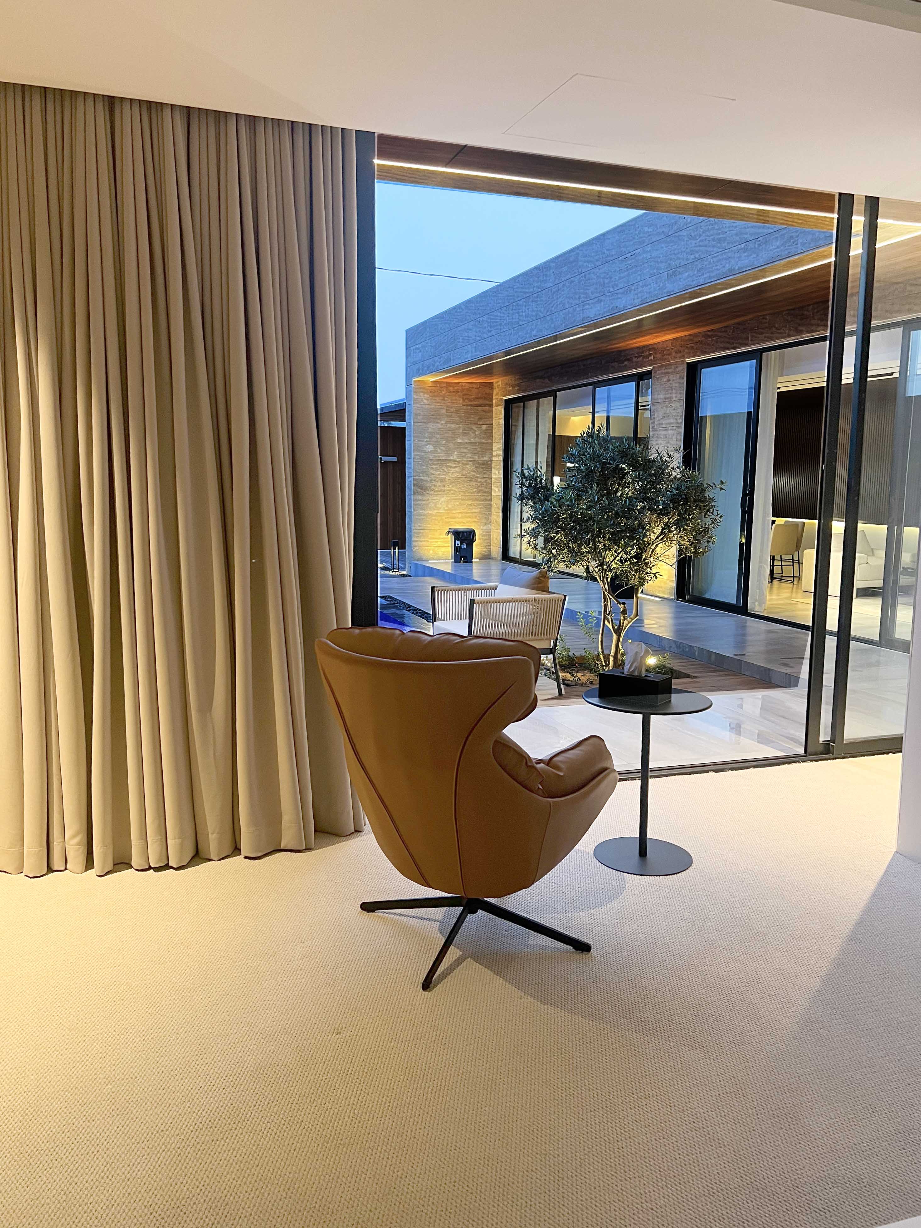 https://cdn.rekaz.io/tenants/3a196254-325b-cd9b-2134-fe3cdae5330b/3a19b862-069f-26e6-2784-7219834a7860.jpg