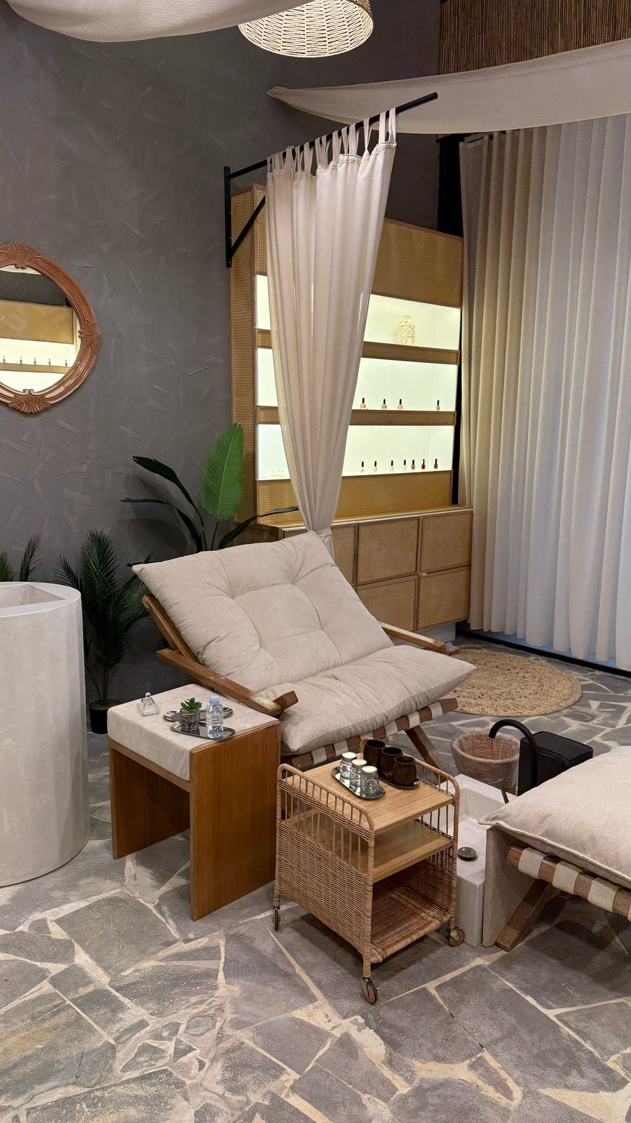 https://cdn.rekaz.io/tenants/3a198524-631b-f269-8c52-9c95a8002819/3a198aed-80f4-2425-86f8-ebb034305281.jpg
