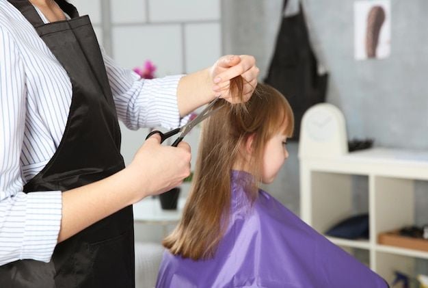 ﻗﺺ شعر أﻃﻔﺎل