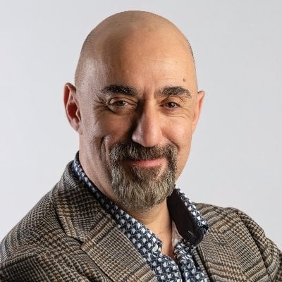 https://cdn.rekaz.io/tenants/3a1a8f6a-ddc5-19c9-9625-a7c82baa95ec/3a1a90d0-6441-89a5-ad1b-fa73c9966632.jpg