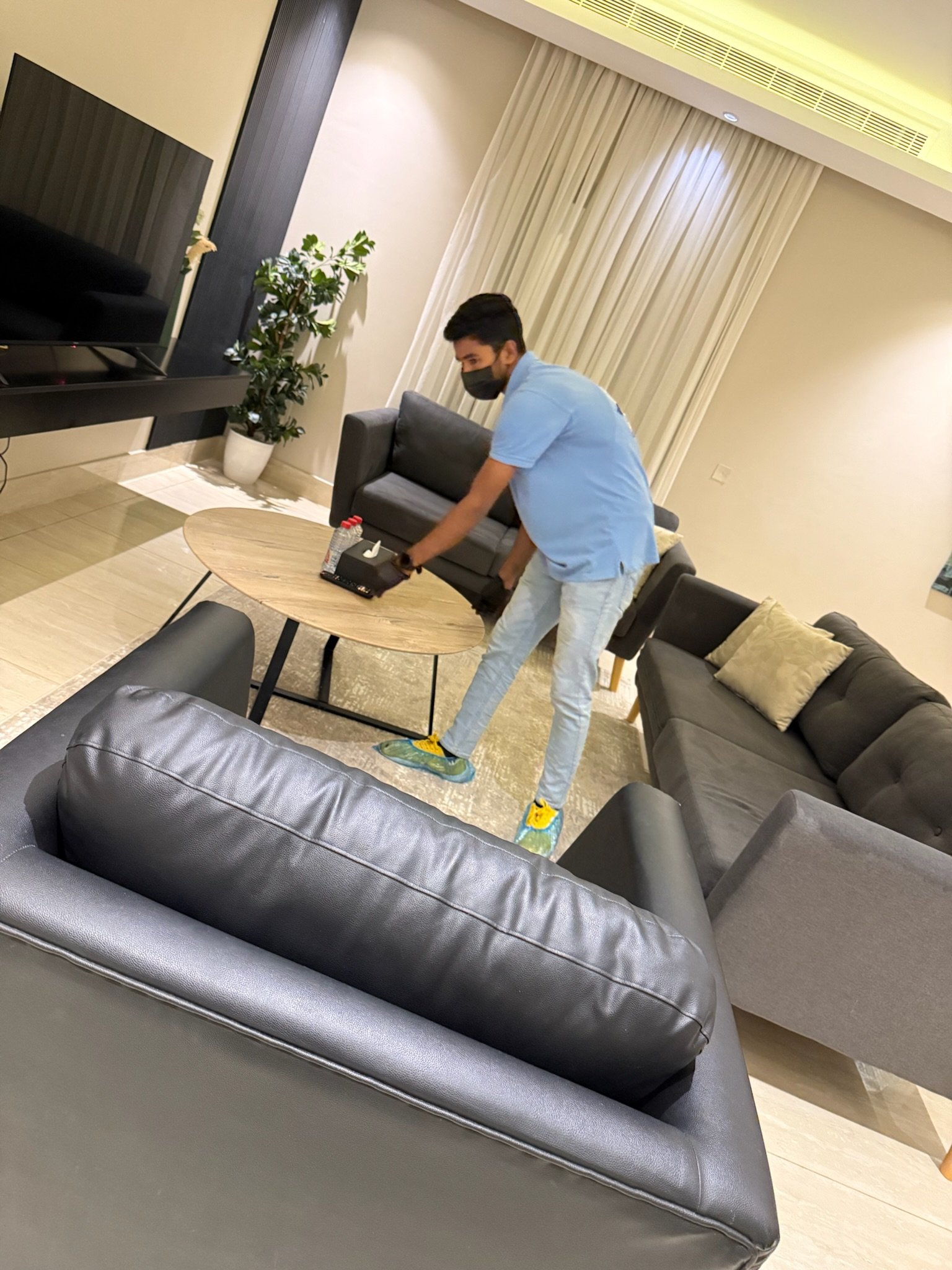https://cdn.rekaz.io/tenants/3a1afae8-af2f-2bd0-9e04-63a0f7833a39/3a1afcb8-a1d3-4b5c-aa29-8ccc042240b5.jpg
