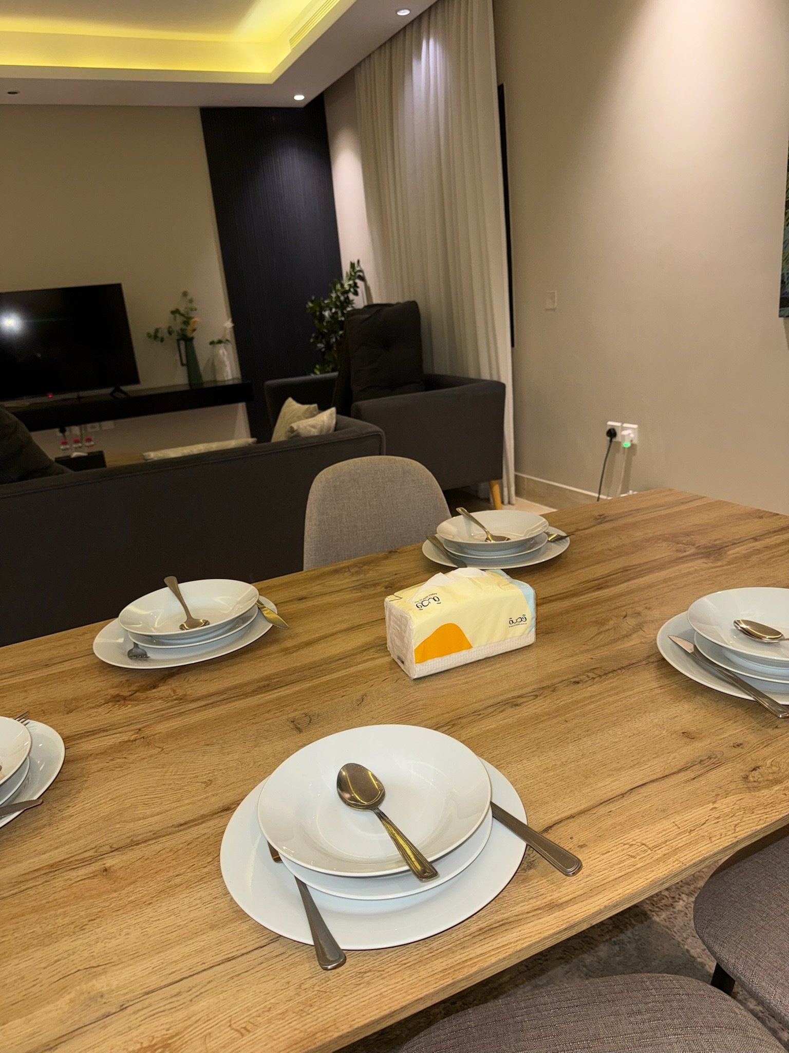 https://cdn.rekaz.io/tenants/3a1afae8-af2f-2bd0-9e04-63a0f7833a39/3a1b0036-fcb9-4c3b-3d9e-626f826d5a88.jpg