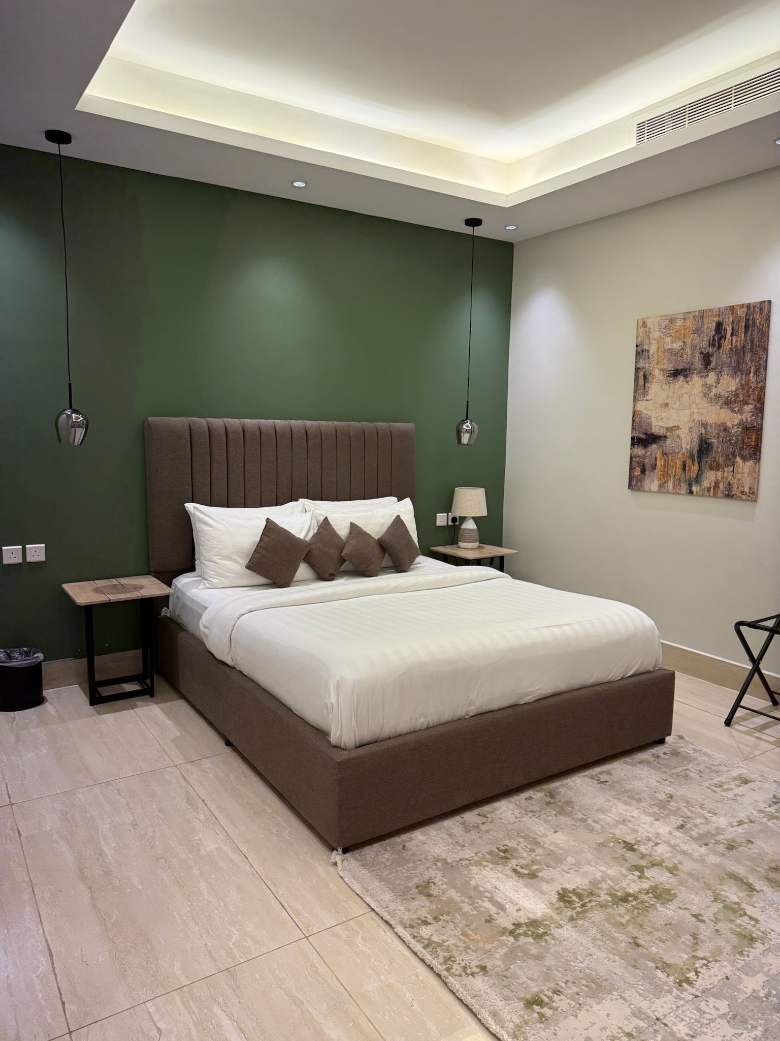 https://cdn.rekaz.io/tenants/3a1afae8-af2f-2bd0-9e04-63a0f7833a39/3a1bc068-ee5c-0f6d-f914-8f5a63c5880a.jpg