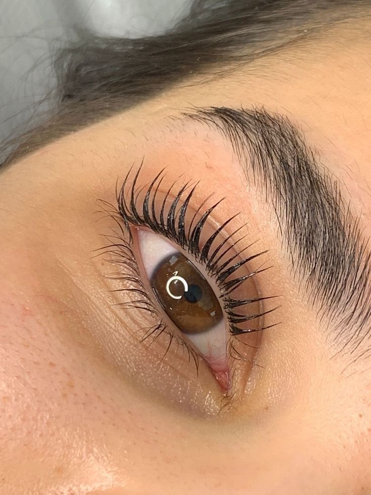 رفع الرموش | LASHES LIFTTING