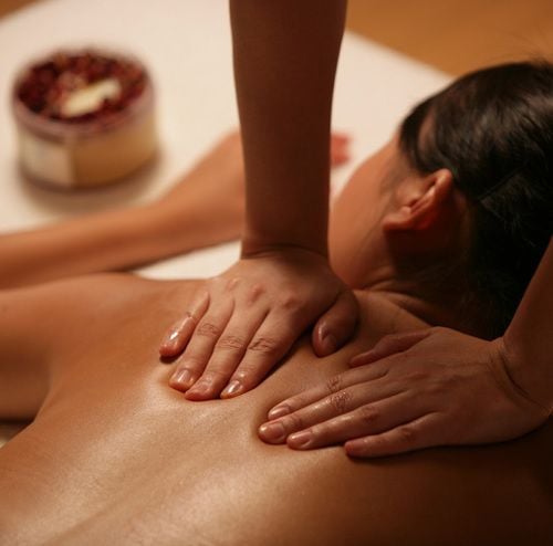 مساج سويدي | SWEDISH MASSAGE