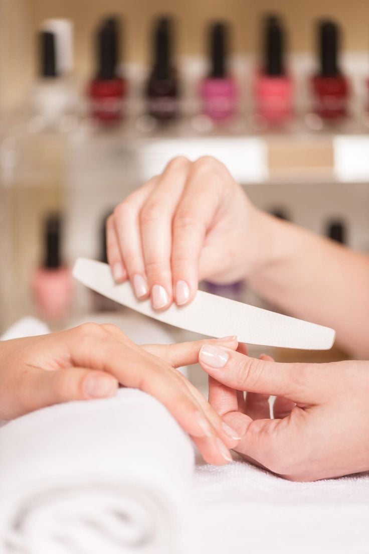 منيكير كلاسيك | MANICURE CLASSIC